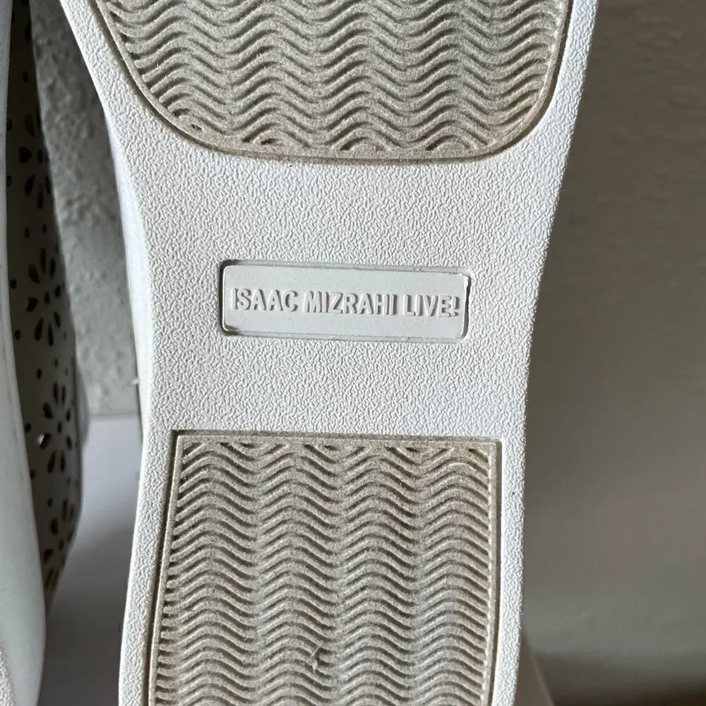 NIB Isaac Mizrahi Live Tamara Sneakers Sizes 5.5, 8.5 and 9